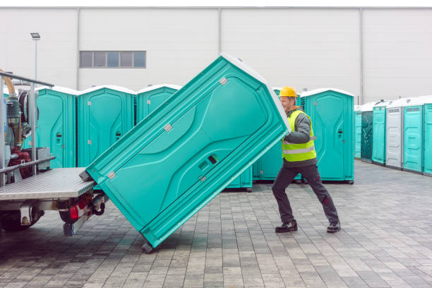 Portable Toilet Options We Offer in Humboldt Hill, CA