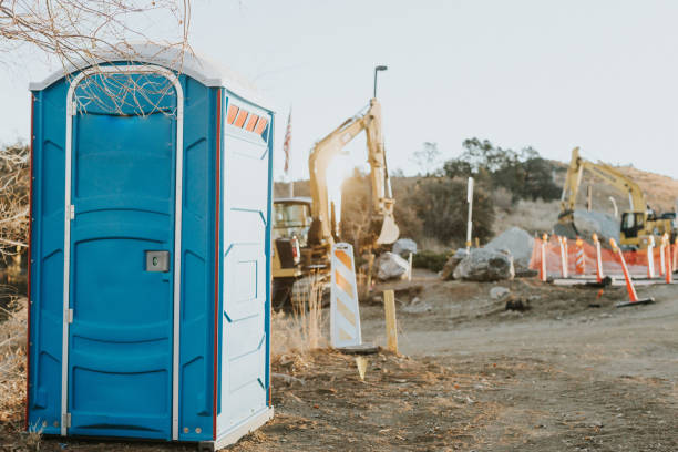 Portable Toilet Options We Offer in Humboldt Hill, CA